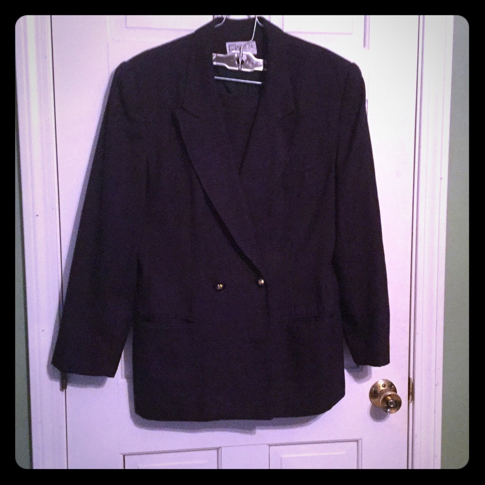 Atrium Collection Suit
